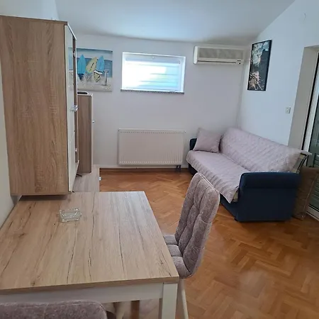 Eko Eko Apartament *